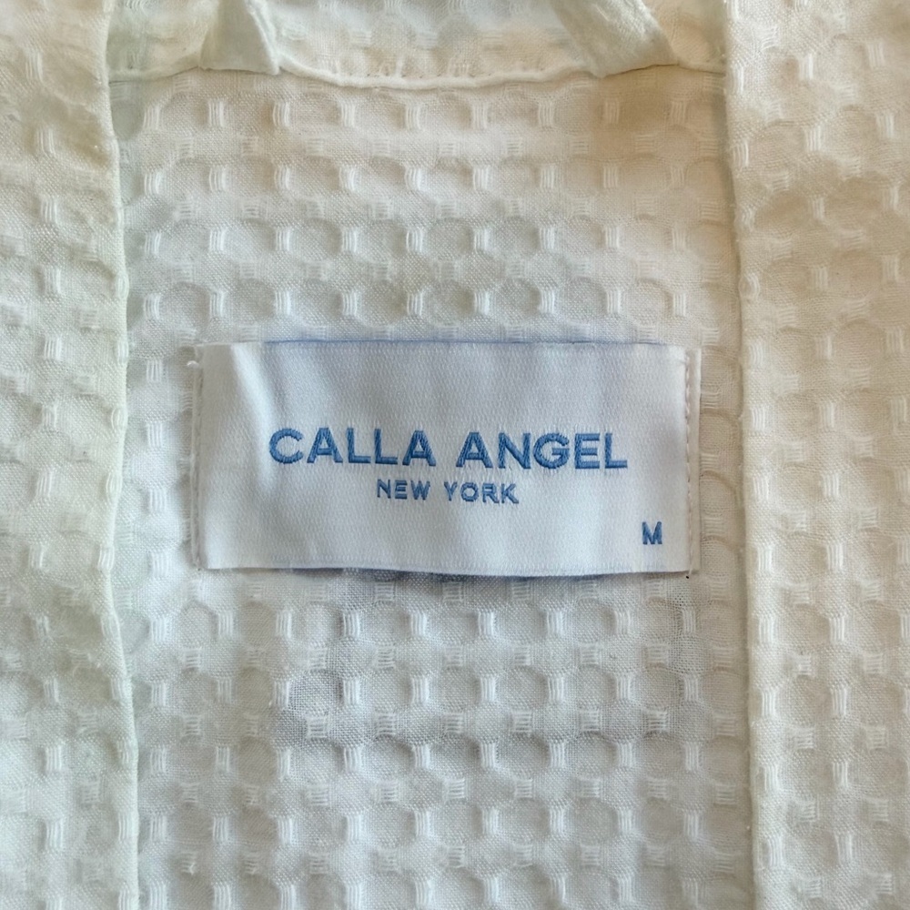 White Cotton French Bulldog Embroidered Robe by Calla Angel New York - Picture 6 of 9